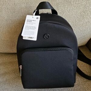 Lululemon 🍋 Knit Mini BackPack (Brand New)
